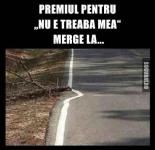 Imagine atasata: imagini-amuzante-poze-haioase-strada-linie-stramba-creanga-premiul-pentru-nu-e-treaba-mea-merge-la.jpg